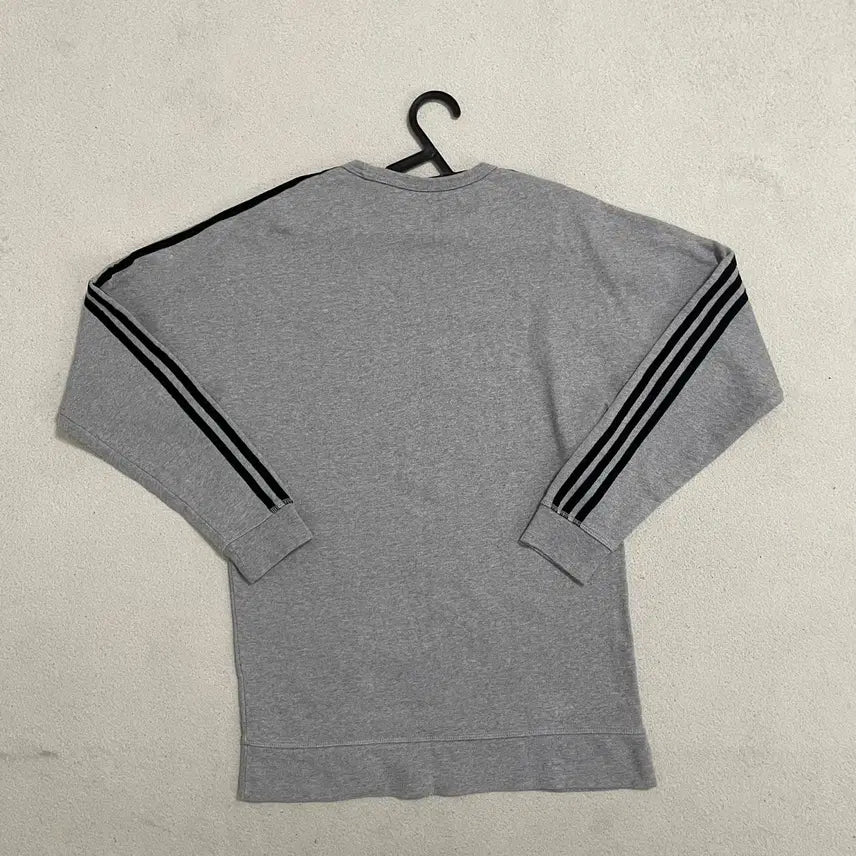 [BUNJANG] Adidas Round Neck Sweatshirt (XS) / XS 아디다스 라운드 맨투맨 B.4365