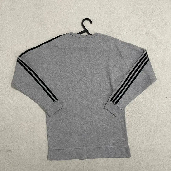 [BUNJANG] Adidas Round Neck Sweatshirt (XS) / XS 아디다스 라운드 맨투맨 B.4365