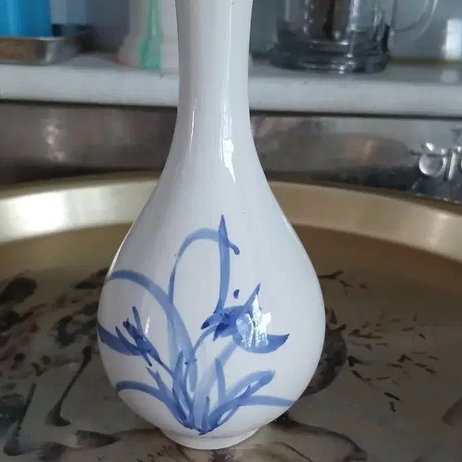 [BUNJANG] White Porcelain Vase / 작은 백자화병
