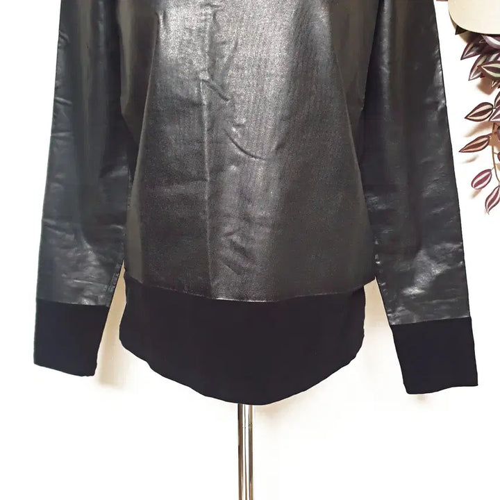 [BUNJANG] Theory Vegan Leather Layered T-shirt / 띠어리 비건가죽레이어드 티셔츠 66 블랙