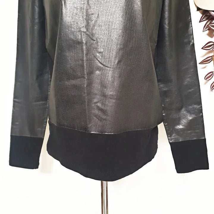 [BUNJANG] Theory Vegan Leather Layered T-shirt / 띠어리 비건가죽레이어드 티셔츠 66 블랙