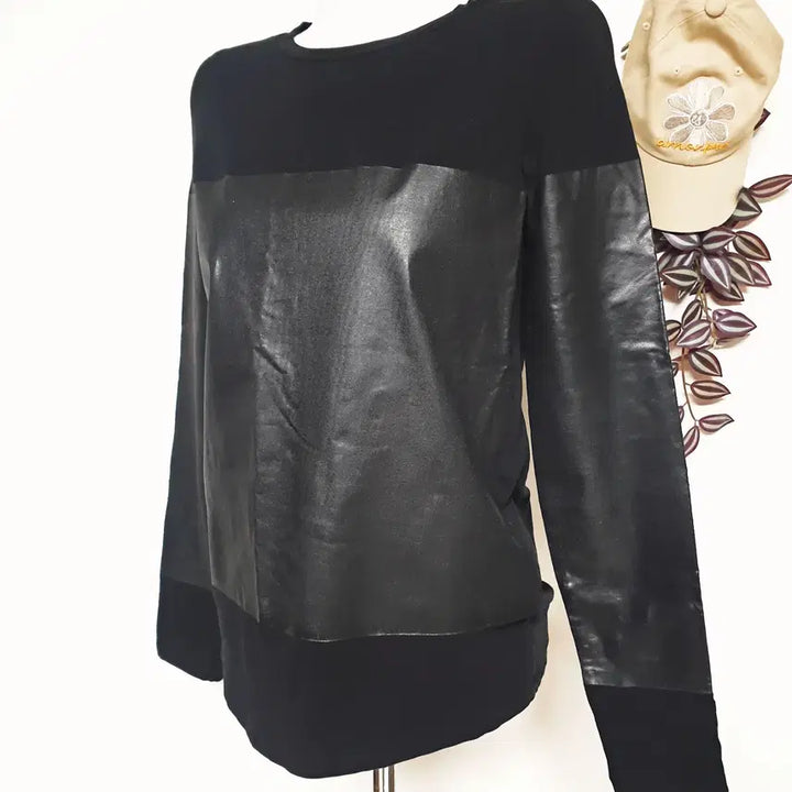 [BUNJANG] Theory Vegan Leather Layered T-shirt / 띠어리 비건가죽레이어드 티셔츠 66 블랙