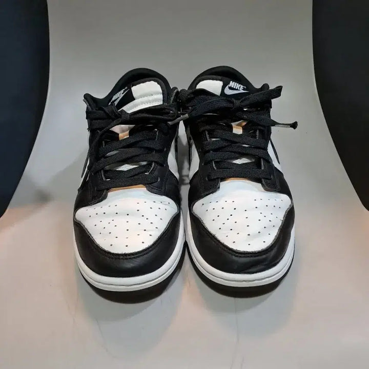 [BUNJANG] Nike Dunk Low Panda Black/White Sneakers 270mm / 나이키 덩크 로우 범고래 블랙/ 화이트 운동화 270mm