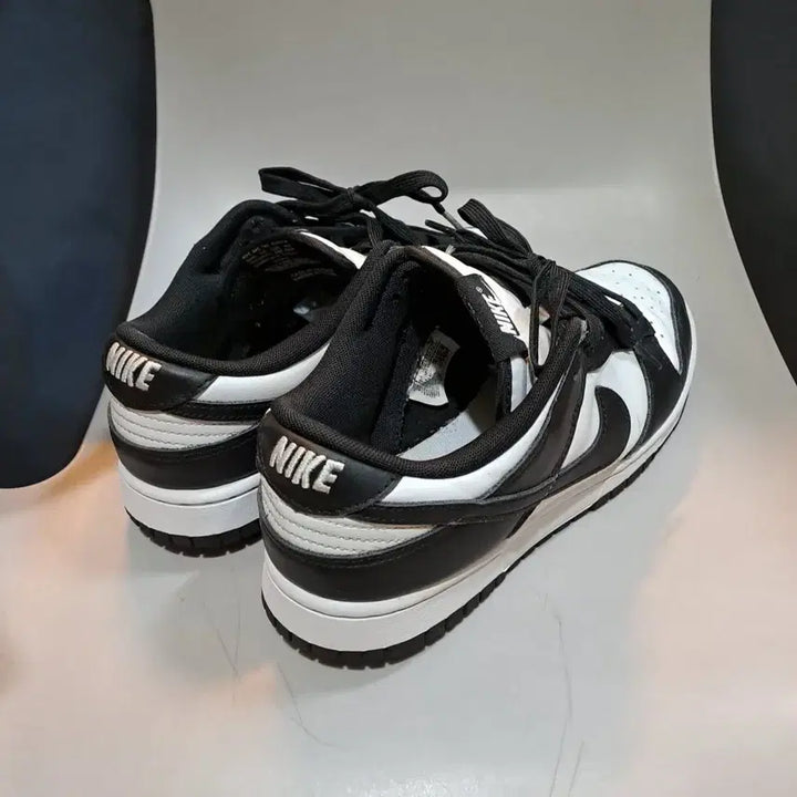 [BUNJANG] Nike Dunk Low Panda Black/White Sneakers 270mm / 나이키 덩크 로우 범고래 블랙/ 화이트 운동화 270mm