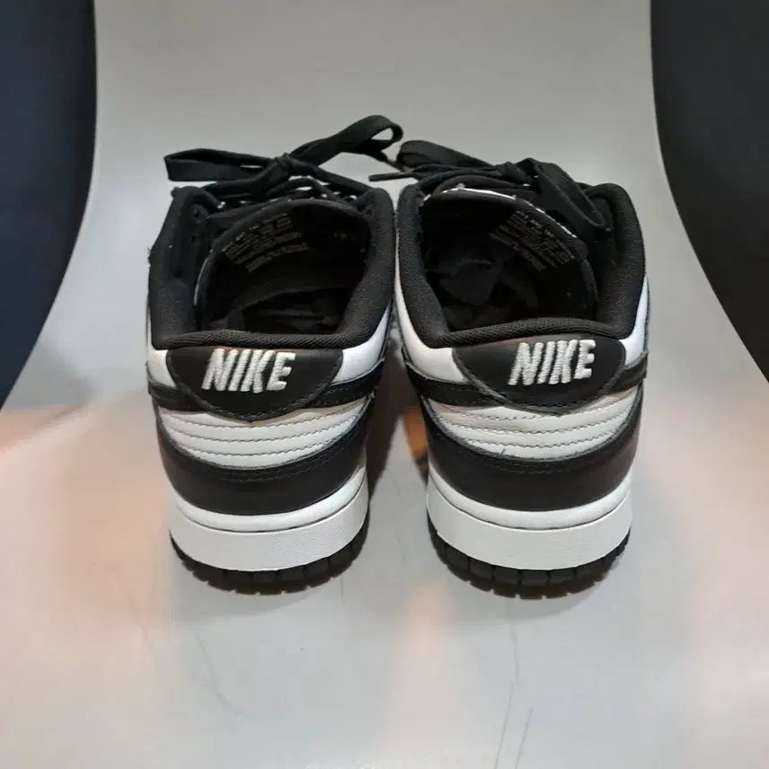 [BUNJANG] Nike Dunk Low Panda Black/White Sneakers 270mm / 나이키 덩크 로우 범고래 블랙/ 화이트 운동화 270mm