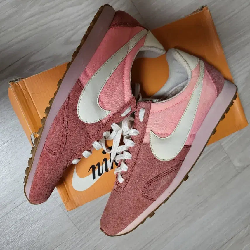 [BUNJANG] Nike Vintage Pre Montreal Racer (240) Sneakers / 나이키 빈티지 프리 몬트리올 레이서(240)