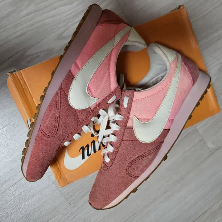 [BUNJANG] Nike Vintage Pre Montreal Racer (240) Sneakers / 나이키 빈티지 프리 몬트리올 레이서(240)