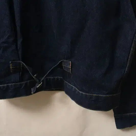 [BUNJANG] GU G.Jean Denim Trucker Jacket / GU 2세대 G쟌 데님 트러커 청자켓 L M0080