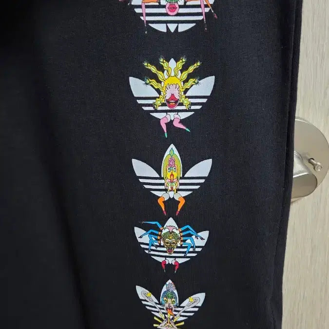 [BUNJANG] Adidas Black Printed T-shirt 2XL / 아디다스x 타나아미 케이이치 2XL
