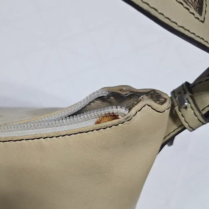 [BUNJANG] Versace Vintage Pouch Bag / 베르사체 빈티지 파우치백