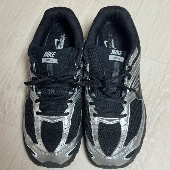 [BUNJANG] Nike MOTO 2K Sneakers 285mm / 나이키 MOTO 2K 운동화 285mm