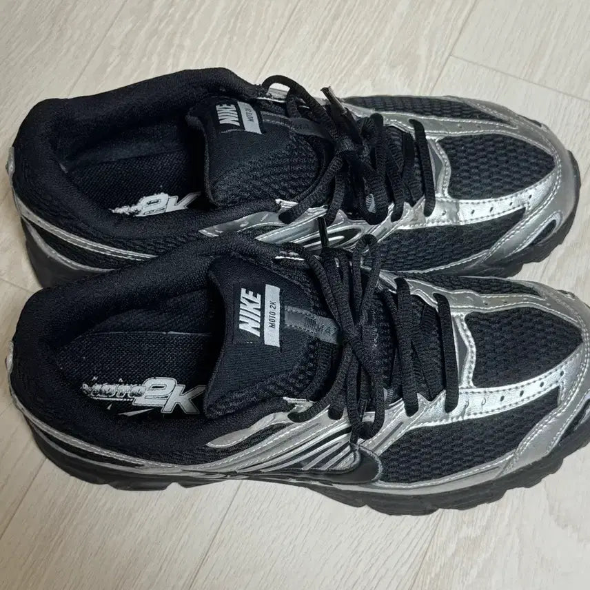 [BUNJANG] Nike MOTO 2K Sneakers 285mm / 나이키 MOTO 2K 운동화 285mm