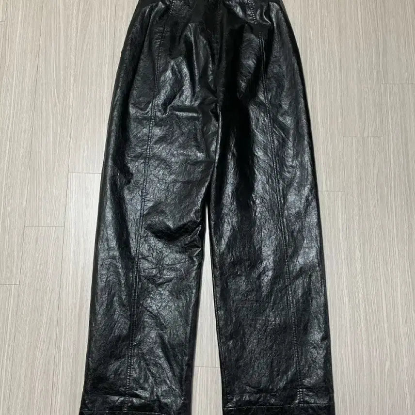 [BUNJANG] AMOMENTO Vegan Leather Double Layer Pants / 아모멘토 비건 레더 팬츠