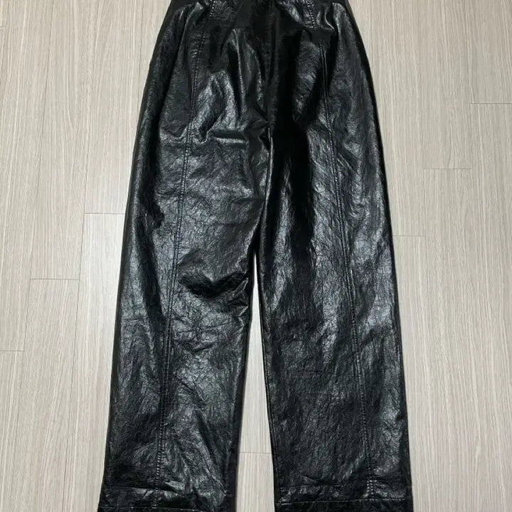 [BUNJANG] AMOMENTO Vegan Leather Double Layer Pants / 아모멘토 비건 레더 팬츠