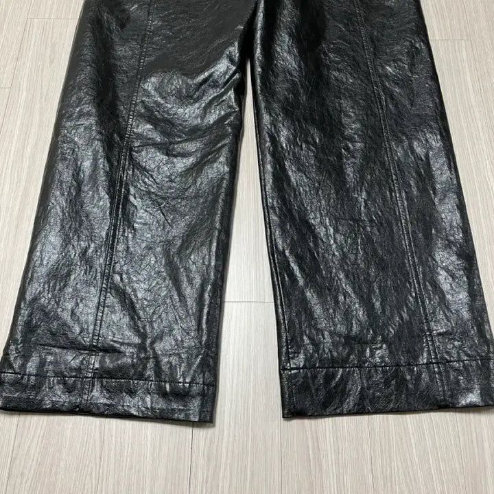 [BUNJANG] AMOMENTO Vegan Leather Double Layer Pants / 아모멘토 비건 레더 팬츠