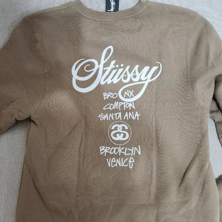 [BUNJANG] Stussy World Tour Sweatshirt XL / 스투시 월드 투어 맨투맨 XL 새상품(기모)