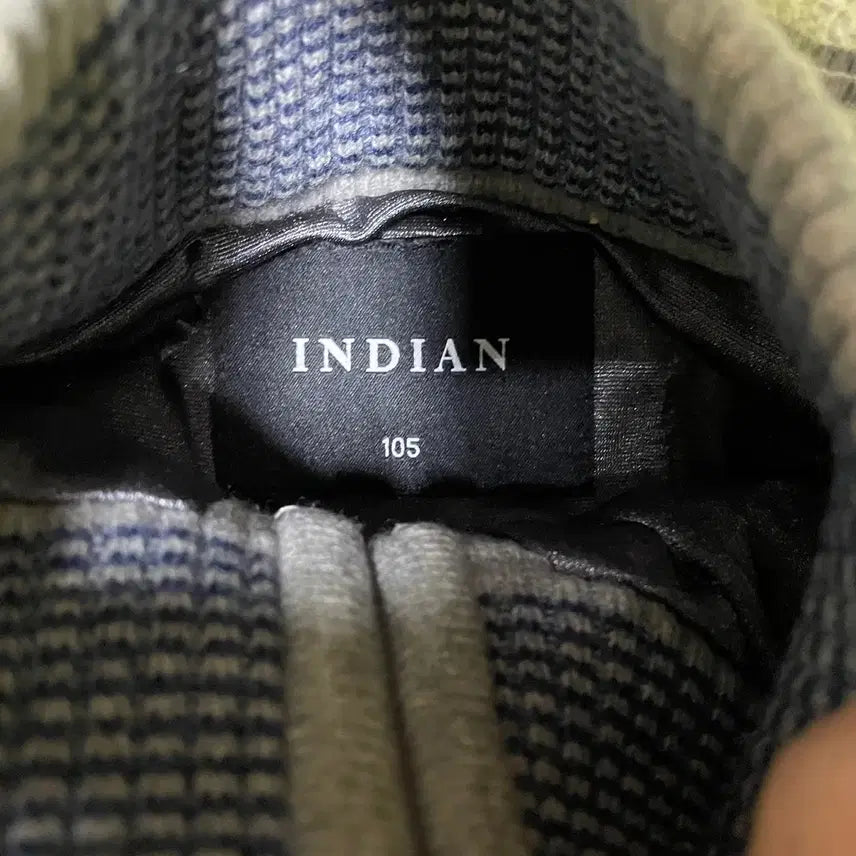 [BUNJANG] XL Indian Windproof Half-Zip Knit Sweater / XL 인디안 방풍 반집업 니트 N.2078