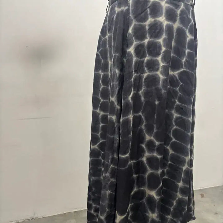 [SOLD OUT] 마시모드띠 블랙 패턴 롱 스커트