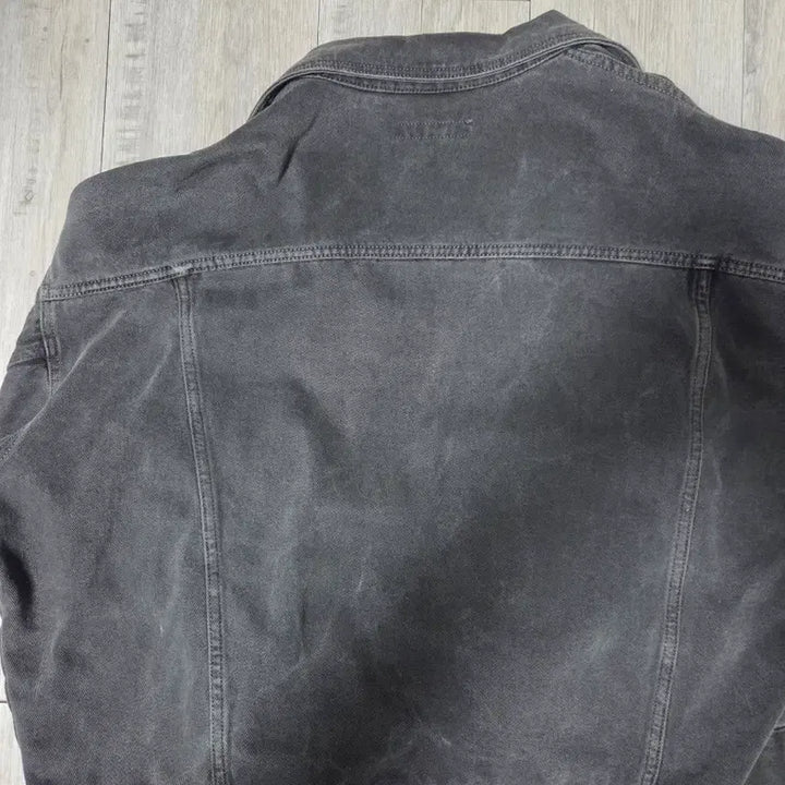 [BUNJANG] Uneven Black Denim Jacket / 어네이던 흑청자켓