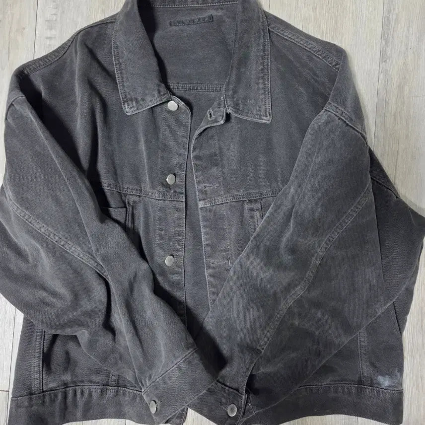 [BUNJANG] Uneven Black Denim Jacket / 어네이던 흑청자켓