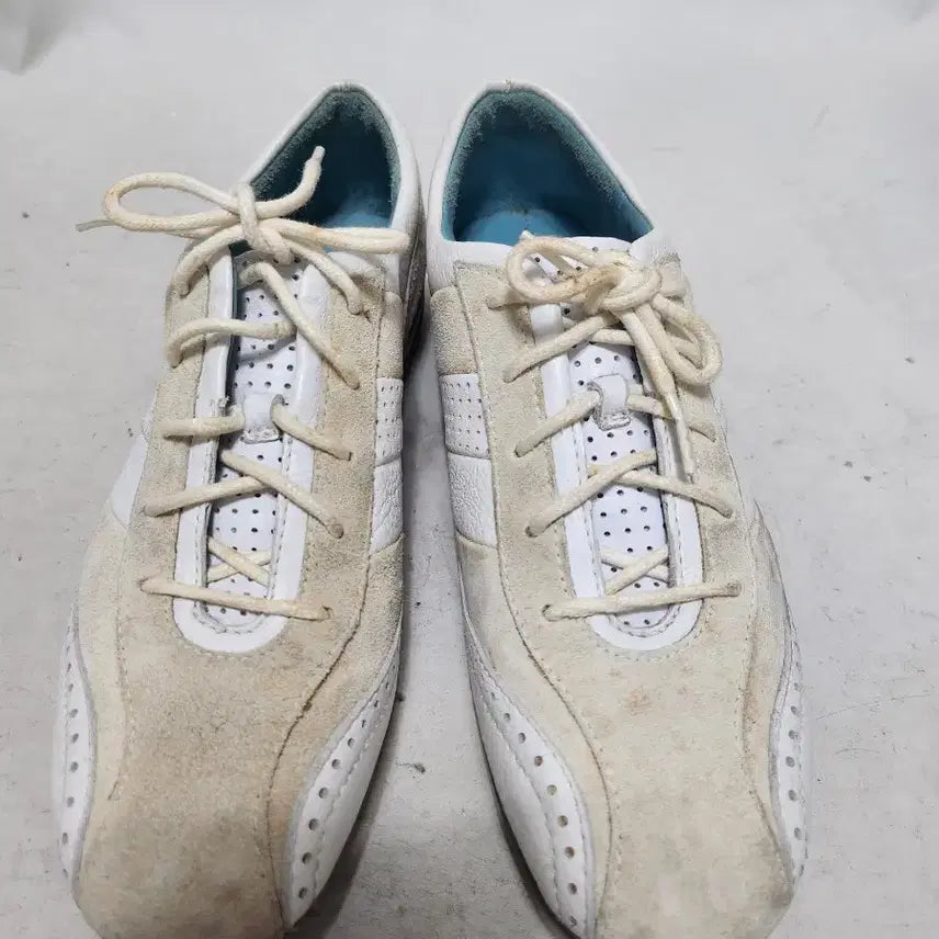[BUNJANG] Clarks Leather Sneakers / 230 클락스  가죽 스니커즈