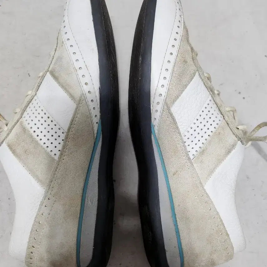 [BUNJANG] Clarks Leather Sneakers / 230 클락스  가죽 스니커즈