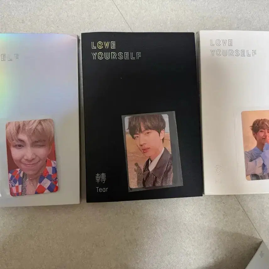 [BUNJANG] BTS Album Bundle Set (Photocards + Stickers + Notebooks) / (풀셋)방탄소년단 앨범 일괄(포카+구성품 스티커 +노트 등 포함)