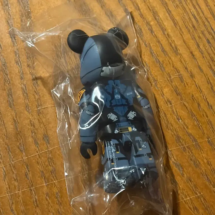 [BUNJANG] Be@rbrick Death Stranding 100% Figure / 베어브릭 데스스트렌딩 100%