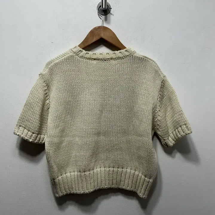[SOLD OUT] 썸띵이즈 반팔 니트 아이보리 M