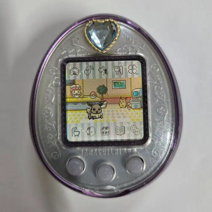 [BUNJANG] Tamagotchi 4U+ Poplle Anniversary Pearl Purple / [통신폰증정]다마고치 4U+ 포플 애니버서리 펄 퍼플 판매.