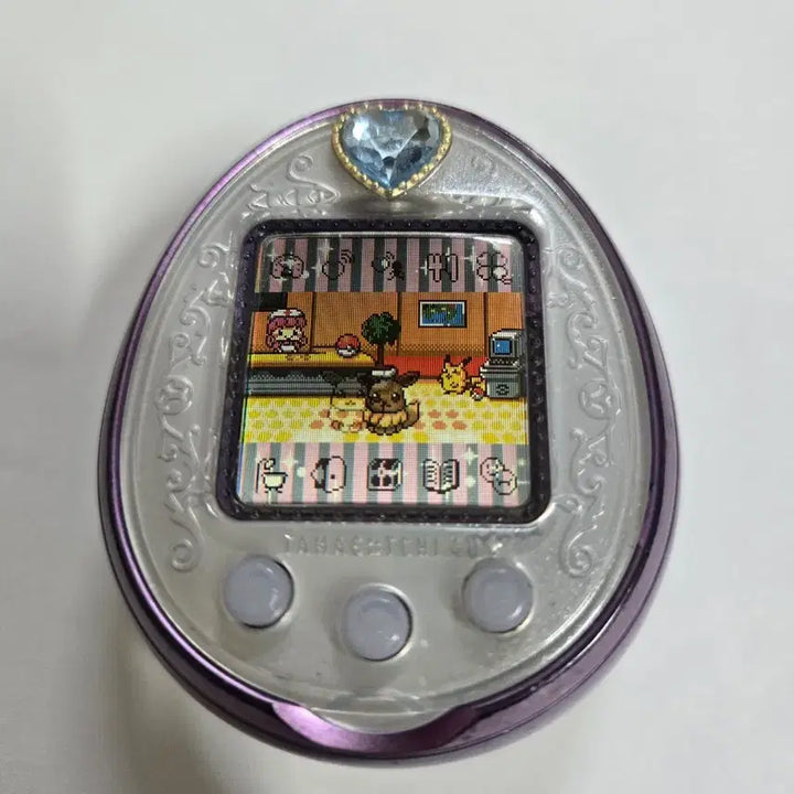 [BUNJANG] Tamagotchi 4U+ Poplle Anniversary Pearl Purple / [통신폰증정]다마고치 4U+ 포플 애니버서리 펄 퍼플 판매.