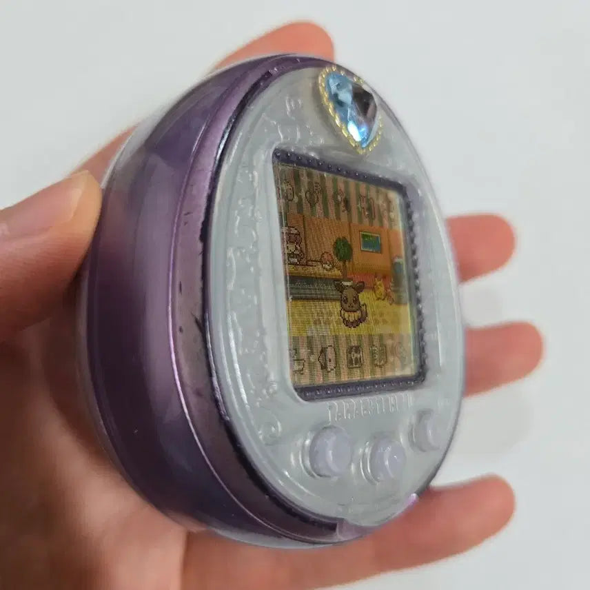 [BUNJANG] Tamagotchi 4U+ Poplle Anniversary Pearl Purple / [통신폰증정]다마고치 4U+ 포플 애니버서리 펄 퍼플 판매.