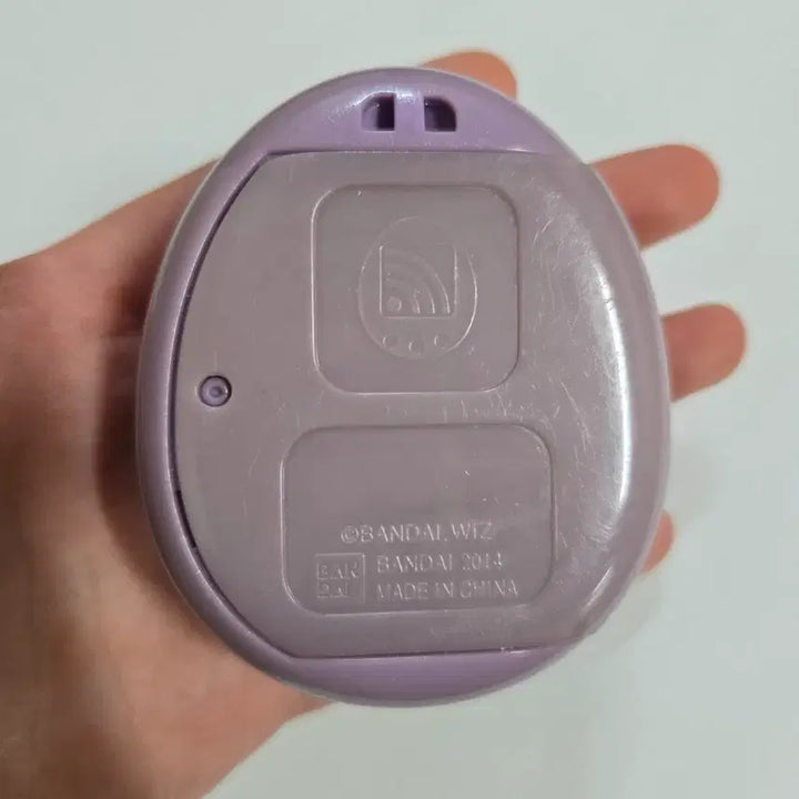 [BUNJANG] Tamagotchi 4U+ Poplle Anniversary Pearl Purple / [통신폰증정]다마고치 4U+ 포플 애니버서리 펄 퍼플 판매.