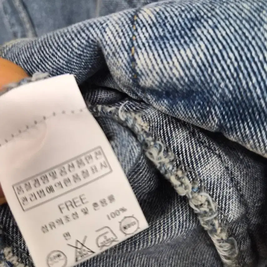 [BUNJANG] Disney Mickey Denim Jacket &amp; Cargo Denim / 디즈니 미키데님야상. 미키 카고데님