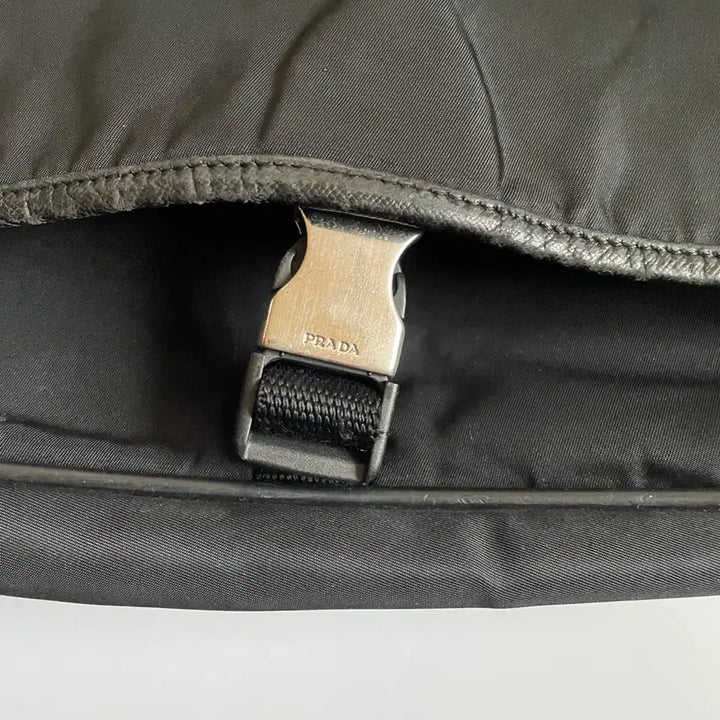 [BUNJANG] Prada Vintage Body Bag / 90s 프라다 Prada 빈티지 바디백 가방