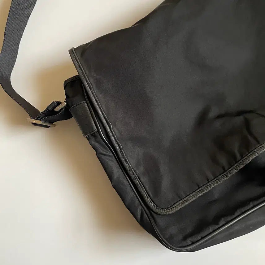 [BUNJANG] Prada Vintage Body Bag / 90s 프라다 Prada 빈티지 바디백 가방