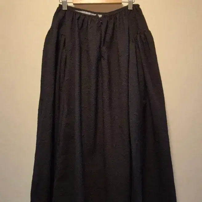 [SOLD OUT] (새상품)제시뉴욕 블랙 롱 플레어 스커트