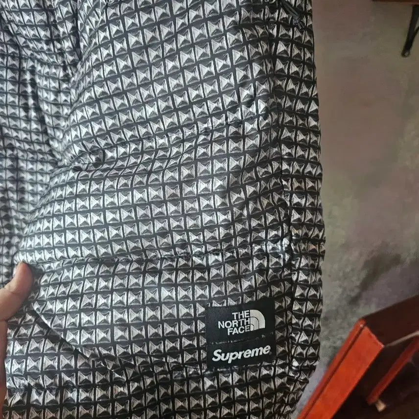 [BUNJANG] Supreme x The North Face Studded Nuptse Pants - Black (21SS) / [XL] 슈프림 x 노스페이스 스터드 눕시 팬츠 블랙 21SS