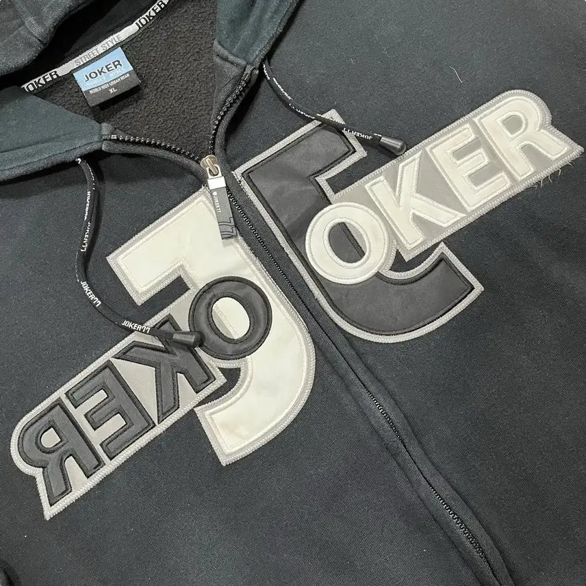 [BUNJANG] Joker Black &amp; White Old School Hoodie Zip-up / 조커 블랙&amp;화이트 77 넘버 올드스쿨 후디 집업