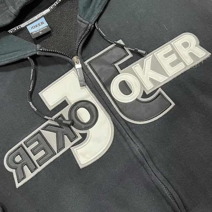 [BUNJANG] Joker Black &amp; White Old School Hoodie Zip-up / 조커 블랙&amp;화이트 77 넘버 올드스쿨 후디 집업