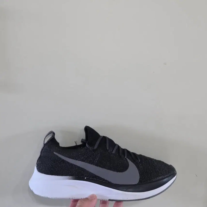 [SOLD OUT] [265] 나이키 줌플라이 플라이니트 건스모크 카본플레이트ㅡ단종매물최저가
