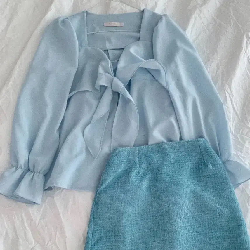 [BUNJANG] Black Square Neck Ribbon Chiffon Blouse / 블랙/스퀘어넥 하트넥 리본 프릴 쉬폰 블라우스