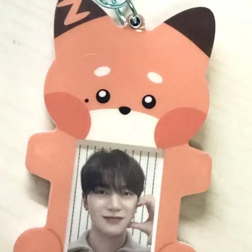 [BUNJANG] ZB1 Matthew Photo Keyring / 급처)제베원 매튜 증사 키링 양도해요