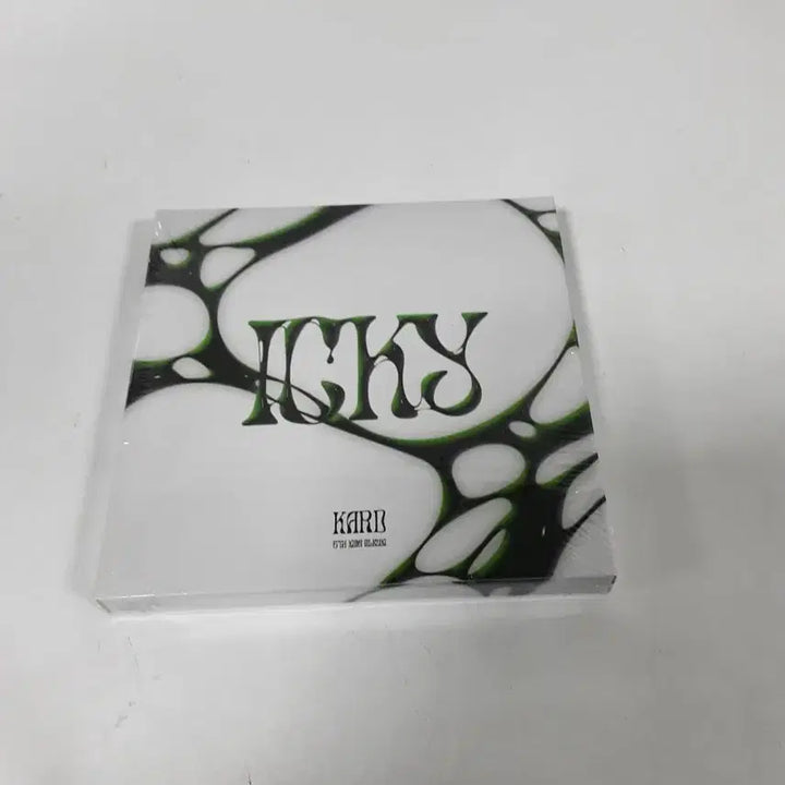 [BUNJANG] KARD icky 6th Album / KARD icky 6집 새 앨범