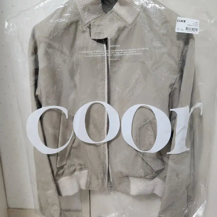 [SOLD OUT] 쿠어 립 하이넥 해링턴 자켓 베이지 s