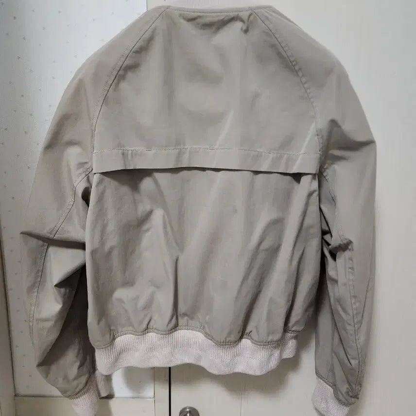 [SOLD OUT] 쿠어 립 하이넥 해링턴 자켓 베이지 s
