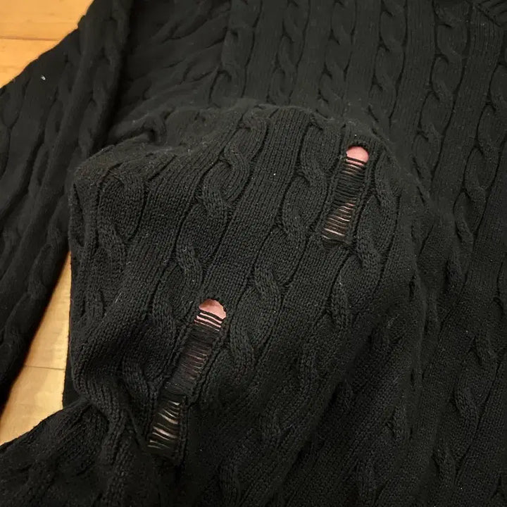 [BUNJANG] Ourscope Black Cable Knit Sweater Size 1 / 아워스코프 블랙 꽈배기 니트 1사이즈