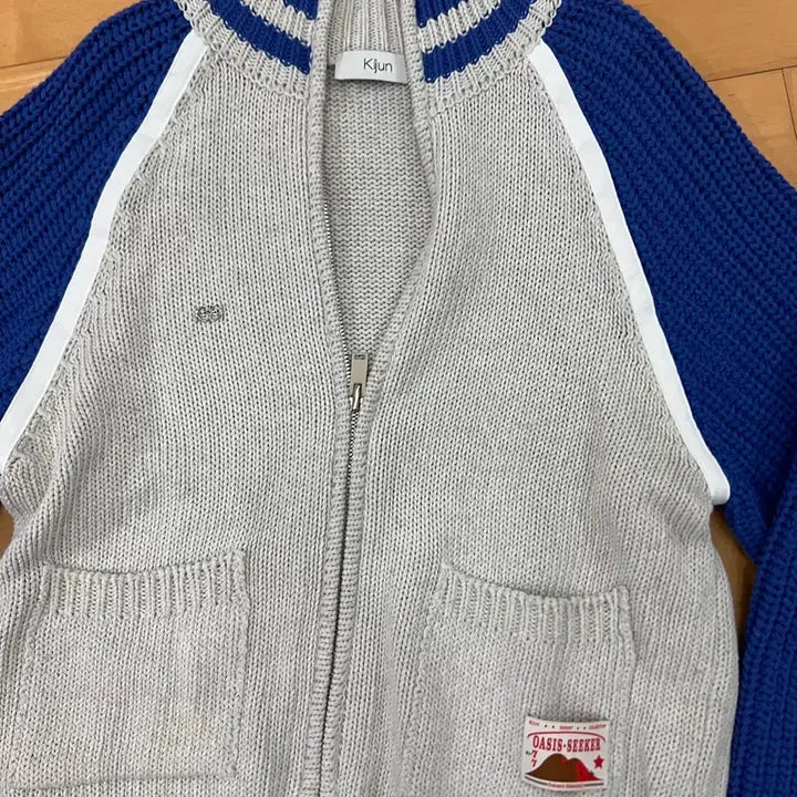 [SOLD OUT] Kjun 니트 가디건 블루 배색 m