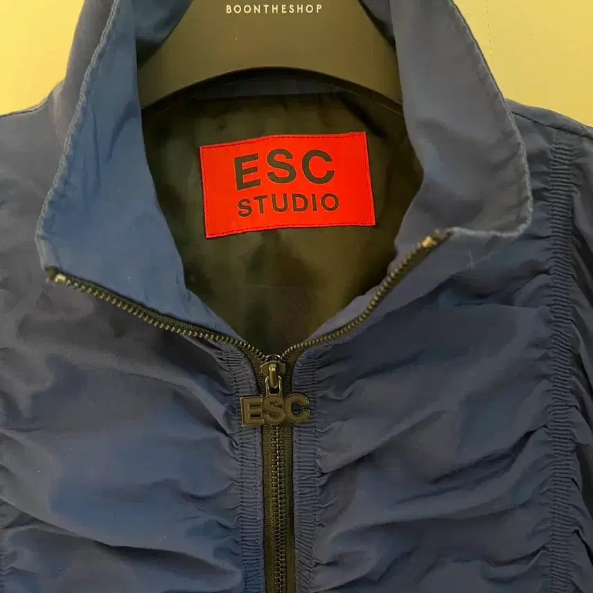 [BUNJANG] Esc Studio Shirring Blouson Jacket / Esc 스튜디오 셔링 블루종 (os)