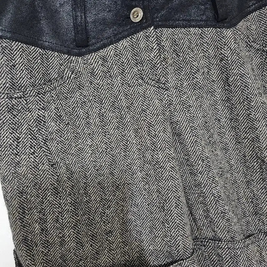 [BUNJANG] DECO XIX Herringbone Color-Block Shorts (M, 27-28 inch) / 데코 xix. 헤링본  블랙  배색  반바지. M 27~28 인치 상태굿